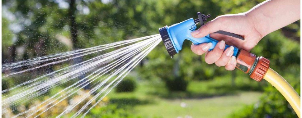 Matériel d'arrosage et récupérateurs d'eau
